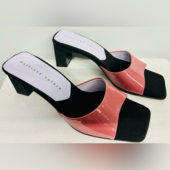 Martinez Valero Shoes - MARTINEZ VALERO Raspberry and Black Patent Leather Mules Size 8.5